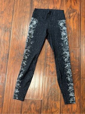 Lululemob Womens Leggings with Side Floral Print